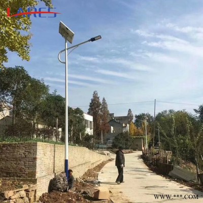 平遙戶外照明路燈20w新農(nóng)村太陽能LED一體化太陽能路燈