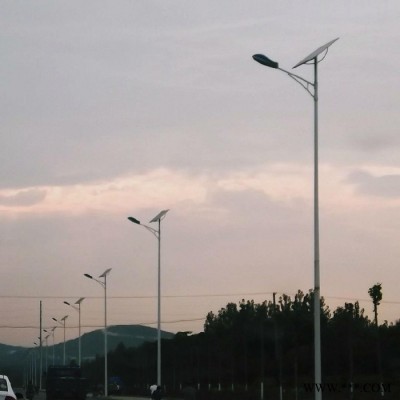 江蘇豐澤照明電器有限公司專業生產8米16WLED太陽能路燈太陽能路燈系統
