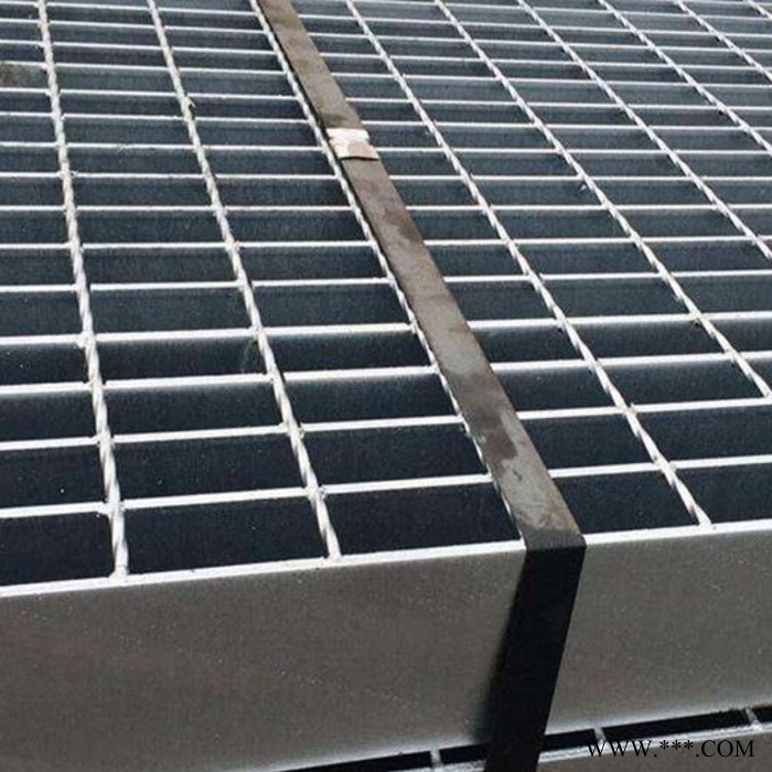 平臺踏步板風力發(fā)電鋼格柵A4踏步板復合鋼蓋板