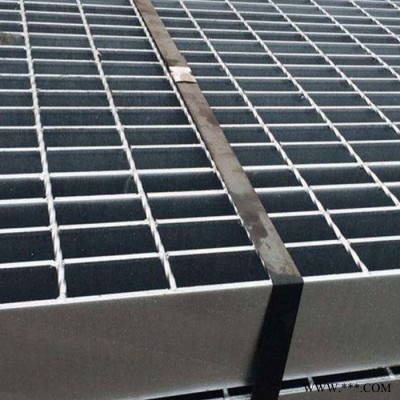 平臺踏步板風力發(fā)電鋼格柵A4踏步板復合鋼蓋板