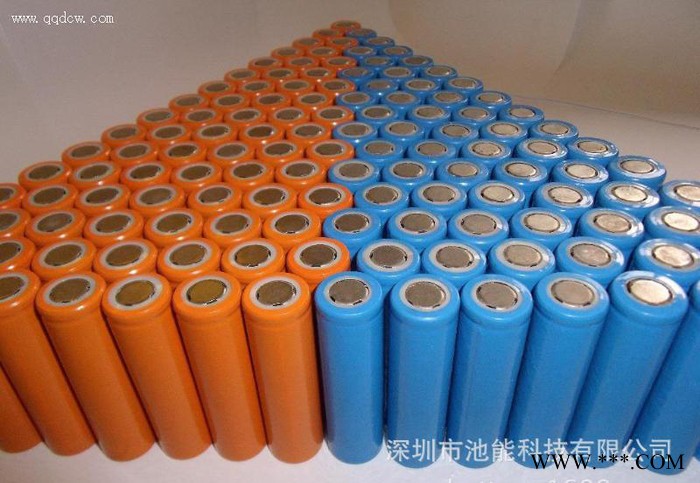 18650鋰電池.可組合備用移動(dòng)電源\3.7V 強(qiáng)光手電筒