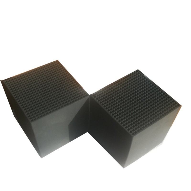 噴漆房除味用蜂窩活性炭方塊整箱 大孔小孔蜂窩狀吸附活性炭批發