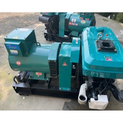 玉動(dòng)機(jī)器20KW三相L25柴油發(fā)電機(jī)組水冷直連