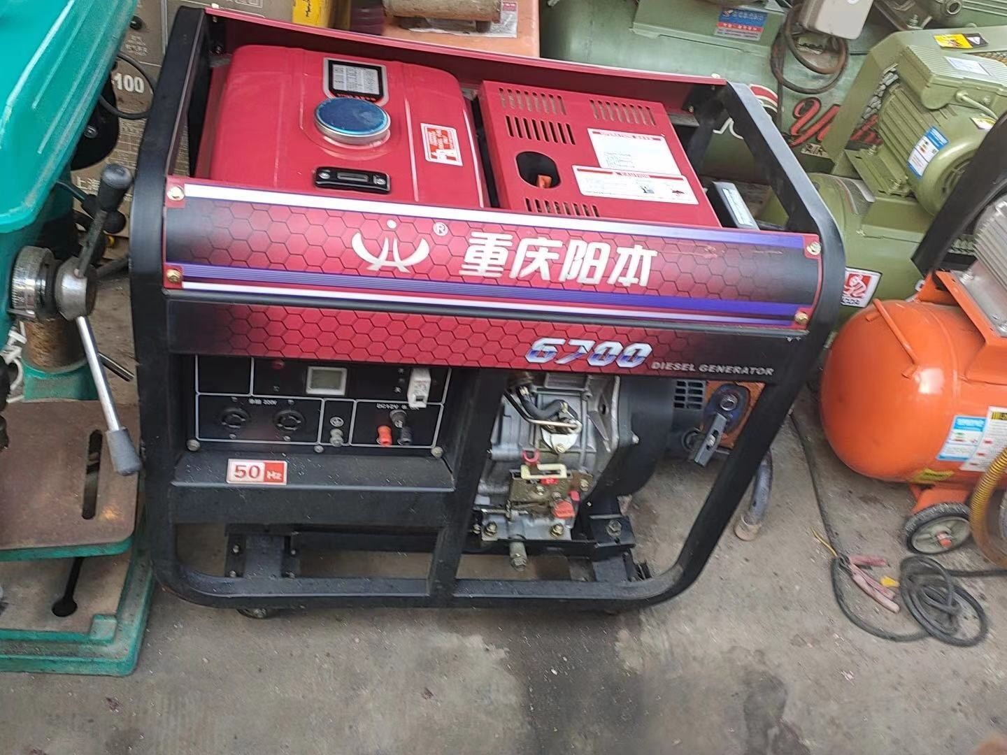 10000SAE風(fēng)冷型柴油發(fā)電機(jī)組10KW發(fā)出功率發(fā)8千瓦重慶陽本