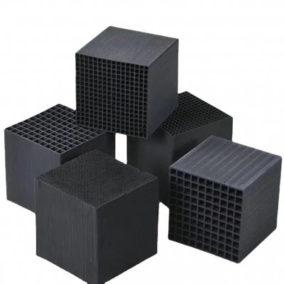 蜂窩活性炭 魚缸凈水魔方 活性炭水族箱除水黃除腥臭養(yǎng)魚凈水濾材